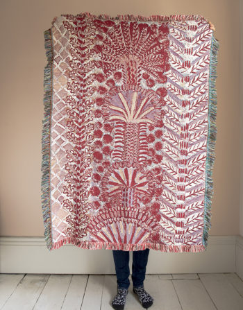 PINK POMPOM COTTON MINI BLANKET (132x100cm)