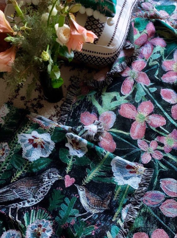 NEW MEADOW II BLANKET/THROW (180x135cm) - Image 3