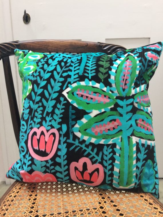 LAGOON VELVET CUSHION